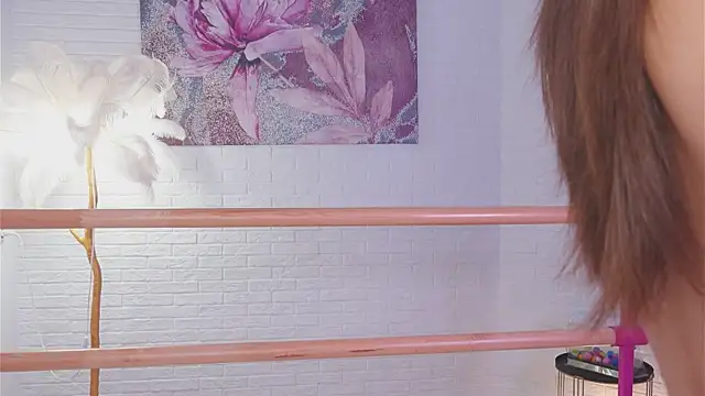 Snapshot of lylylovesyou chatting on 18, 3, 2025 lylylovesyou online show from 18, 3, 2025