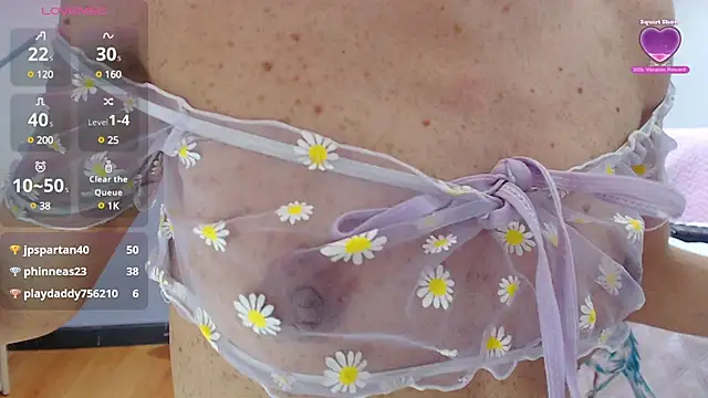 Snapshot of _lucysmith chatting on 2, 2, 2025 lucysmith online show from 2, 2, 2025