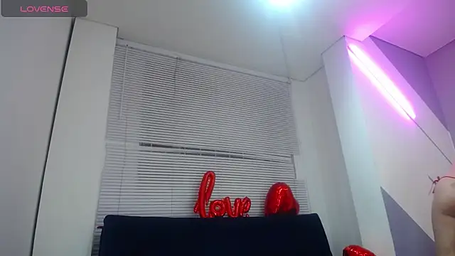 Snapshot of _lucysmith chatting on 11, 3, 2025 lucysmith online show from 11, 3, 2025