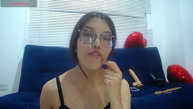 Snapshot of _lucysmith chatting on 12, 3, 2025 lucysmith online show from 12, 3, 2025