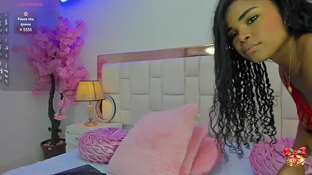Snapshot of NahiaraReina chatting on 21, 1, 2025 NahiaraReina online show from 21, 1, 2025