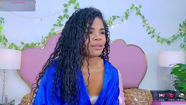 Snapshot of NahiaraReina chatting on 24, 11, 2025 NahiaraReina online show from 24, 11, 2025