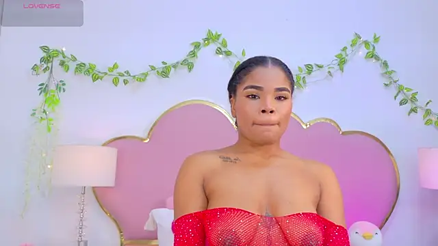 Snapshot of NahiaraReina chatting on 3, 12, 2025 NahiaraReina online show from 3, 12, 2025