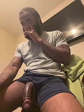 GoodGirlLover13 online show from 5, 2, 2025