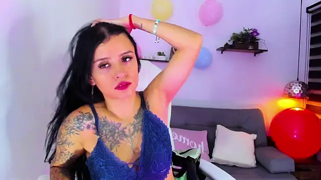 yenny garcia online show from 24, 10, 2025