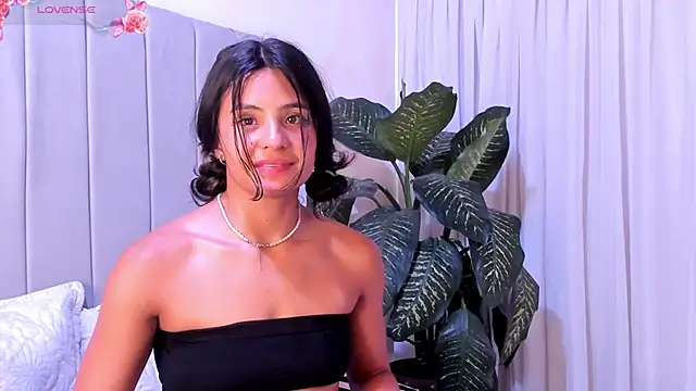 Snapshot of Mindy_sweety chatting on 3, 3, 2025 Mindy sweety online show from 3, 3, 2025