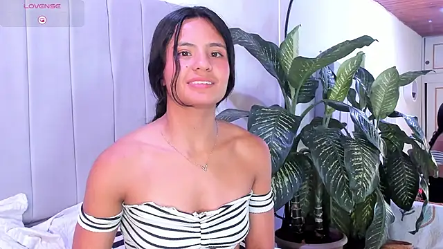 Snapshot of Mindy_sweety chatting on 7, 3, 2025 Mindy sweety online show from 7, 3, 2025