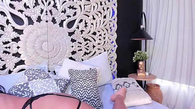 Snapshot of Mindy_sweety chatting on 6, 10, 2025 Mindy sweety online show from 6, 10, 2025