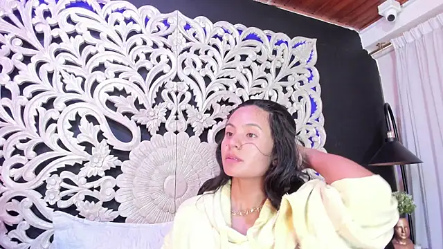 Snapshot of Mindy_sweety chatting on 15, 10, 2025 Mindy sweety online show from 15, 10, 2025