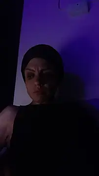 Snapshot of AnetteGoBa chatting on 1, 11, 2025 AnetteGoBa online show from 1, 11, 2025