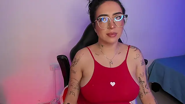 AnnikaMerliahh  online show from 17, 9, 2025