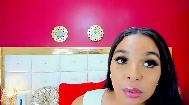 Snapshot of EileenBenzon chatting on 24, 1, 2025 EileenBenzon online show from 24, 1, 2025