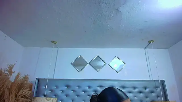 Snapshot of EileenBenzon chatting on 26, 11, 2025 EileenBenzon online show from 26, 11, 2025