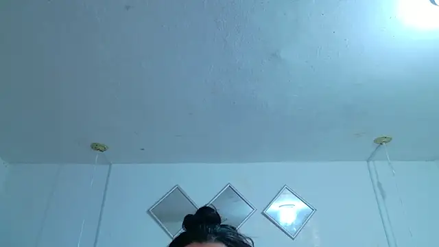 EileenBenzon online show from 17, 4, 2026