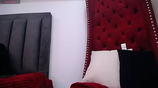 BiancaAntonelli online show from 10, 4, 2026