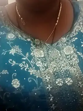 Snapshot of seemi_bhabhi chatting on 14, 2, 2025 seemi bhabhi online show from 14, 2, 2025