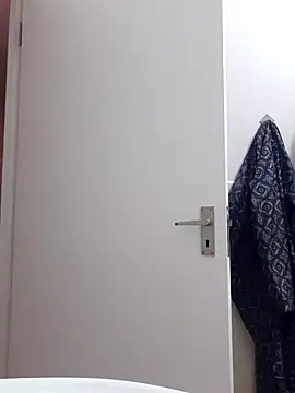 MIGHTY MAGNUM online show from 10, 1, 2025