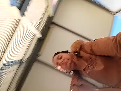 Snapshot of Nell-X chatting on 10, 10, 2025 Nell-X online show from 10, 10, 2025