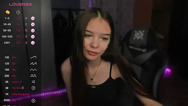 Snapshot of SweetyDeviliya chatting on 17, 11, 2025 SweetyDeviliya online show from 17, 11, 2025