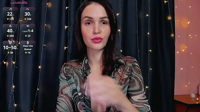 Snapshot of cross_the_line chatting on 20, 12, 2024 cross the line online show from 20, 12, 2024