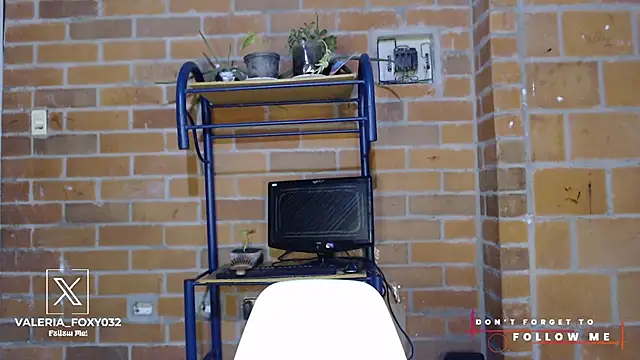 Snapshot of liissa_0 chatting on 16, 10, 2025 liissa 0 online show from 16, 10, 2025