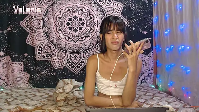 Snapshot of liissa_0 chatting on 21, 12, 2025 liissa 0 online show from 21, 12, 2025