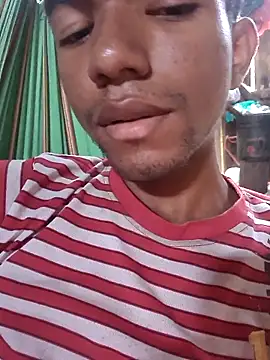 Snapshot of Reynold2608 chatting on 23, 11, 2025 Reynold2608 online show from 23, 11, 2025