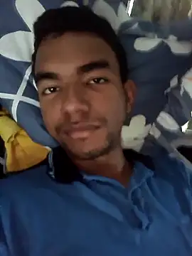 Snapshot of Reynold2608 chatting on 29, 11, 2025 Reynold2608 online show from 29, 11, 2025