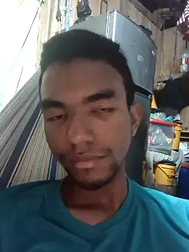 Snapshot of Reynold2608 chatting on 5, 12, 2025 Reynold2608 online show from 5, 12, 2025