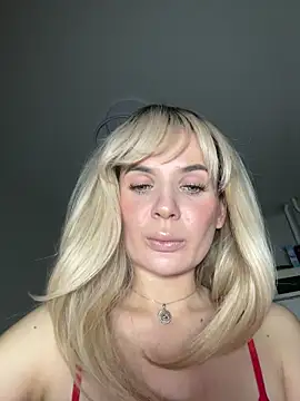 Snapshot of weet_dreamsss chatting on 14, 12, 2025 weet dreamsss online show from 14, 12, 2025