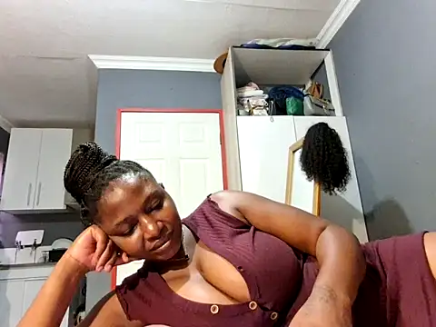 EbonyRose9 online show from 18, 2, 2025