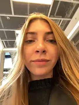 Snapshot of Sunny___Bunny chatting on 19, 10, 2025 Sunny Bunny online show from 19, 10, 2025