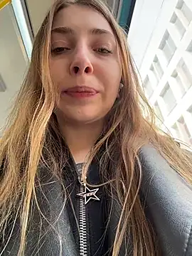 Sunny   Bunny online show from 22, 4, 2026