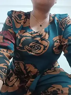 Snapshot of Priya_2222 chatting on 30, 5, 2026 Priya 2222 online show from 30, 5, 2026