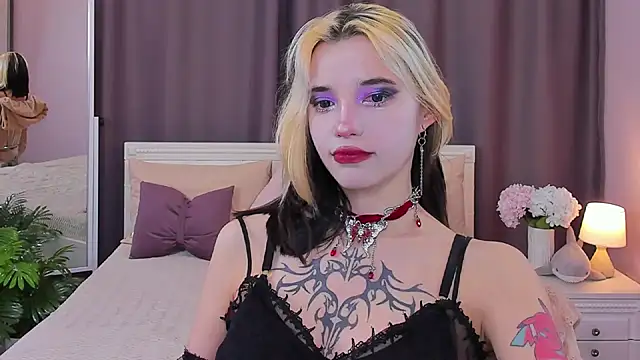 as1an girlfriend online show from 30, 1, 2025