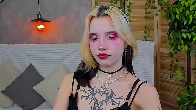 as1an girlfriend online show from 31, 1, 2025