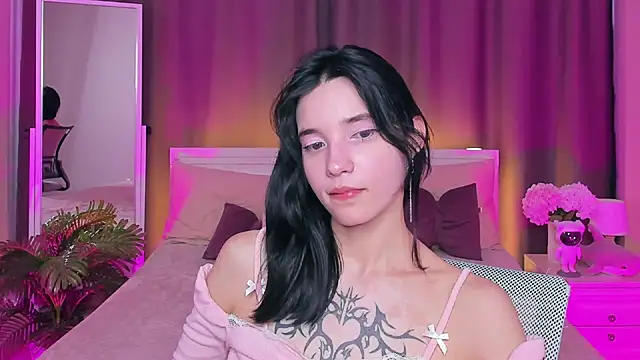 as1an girlfriend online show from 14, 3, 2025