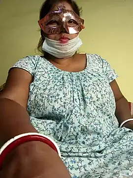 Snapshot of tinabhabhi chatting on 18, 1, 2025 tinabhabhi online show from 18, 1, 2025