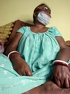 Snapshot of tinabhabhi chatting on 9, 2, 2025 tinabhabhi online show from 9, 2, 2025