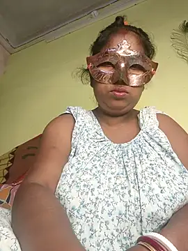 Snapshot of tinabhabhi chatting on 18, 3, 2025 tinabhabhi online show from 18, 3, 2025