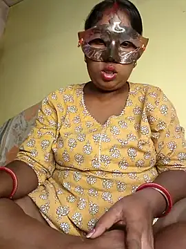 Snapshot of tinabhabhi chatting on 9, 10, 2025 tinabhabhi online show from 9, 10, 2025