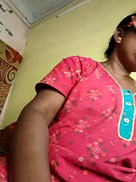 Snapshot of tinabhabhi chatting on 31, 10, 2025 tinabhabhi online show from 31, 10, 2025