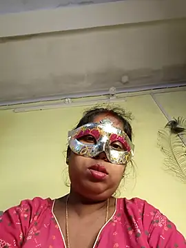 Snapshot of tinabhabhi chatting on 24, 11, 2025 tinabhabhi online show from 24, 11, 2025