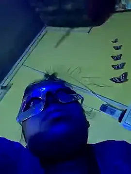 Snapshot of tinabhabhi chatting on 2, 12, 2025 tinabhabhi online show from 2, 12, 2025