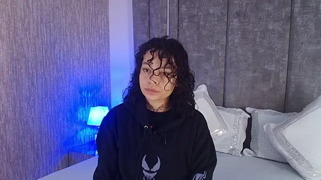 Snapshot of KatherineGomez chatting on 23, 2, 2026 KatherineGomez online show from 23, 2, 2026