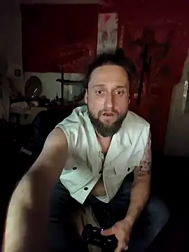 Ozomitro online show from 4, 12, 2025