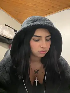 Hilary pinkk online show from 28, 10, 2025