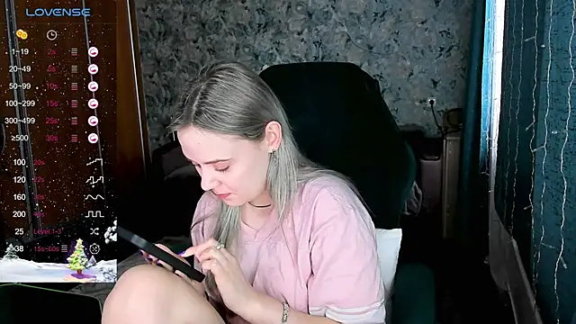 Your small bunny online show from 21, 1, 2025