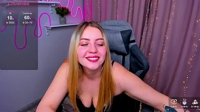 Snapshot of Ashley_Rous chatting on 21, 2, 2025 Ashley Rous online show from 21, 2, 2025