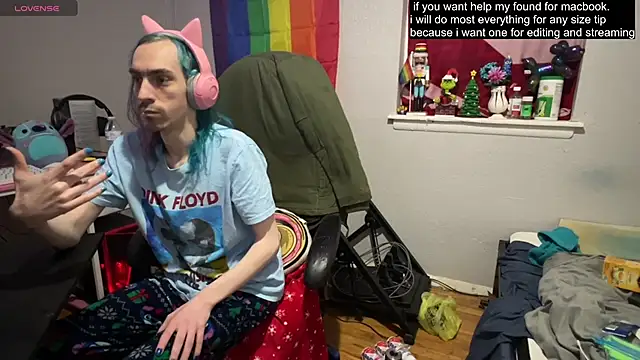 tallnerdyguy online show from 15, 3, 2025